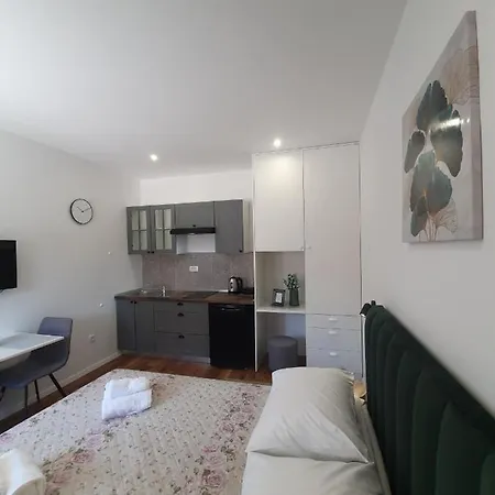 D-apartmentst شقة