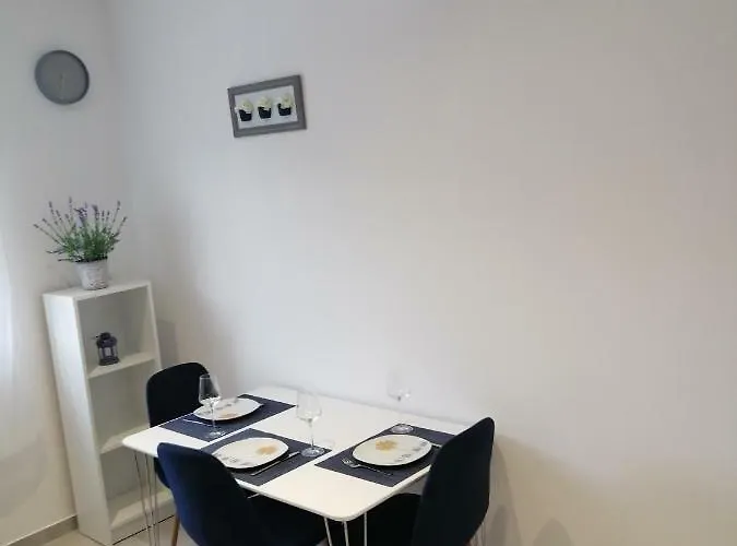 Apartment D-apartmentst