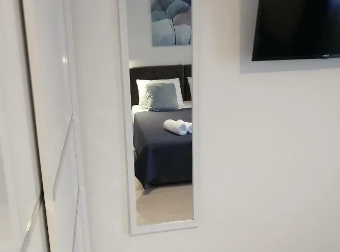 D-apartmentst Apartment Split